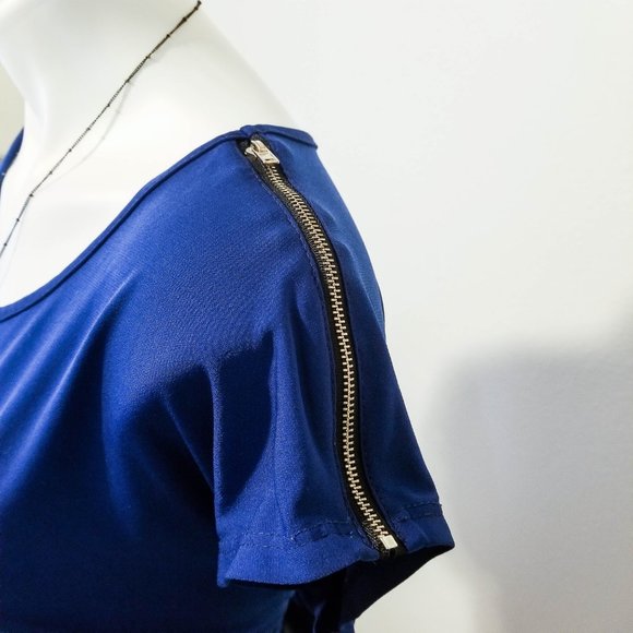 Royal Blue top with Zipper details Sz L - Picture 8 of 13